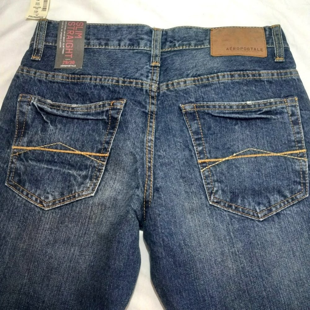 WOMEN'S SLIM STRAIGHT JEAN'S 29/30 NWT